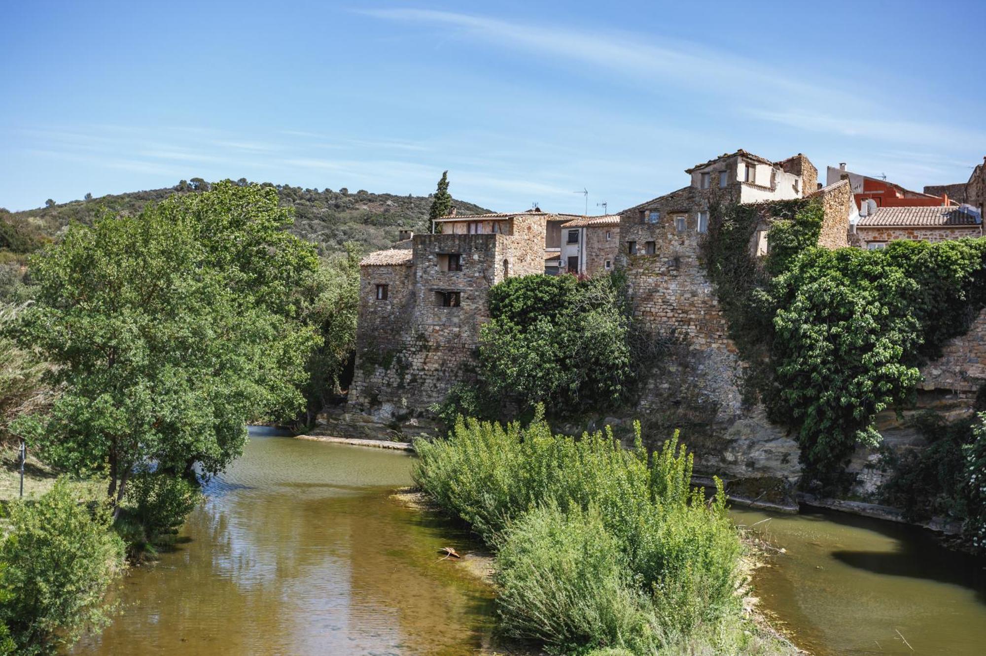 Cosy Apartment In Ancient Gabian With River And Vineyard Views 外观 照片